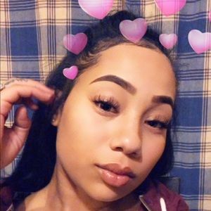 Meet your Posher, Leah